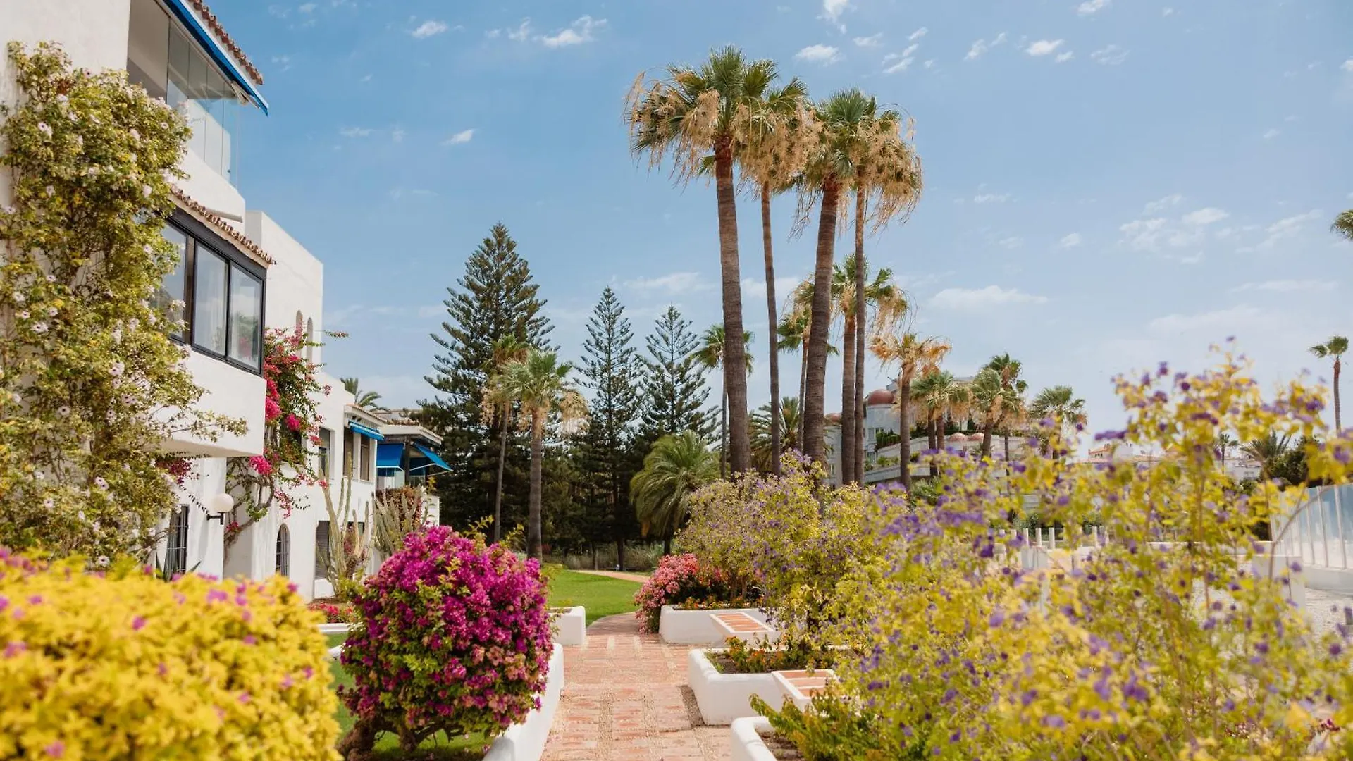 Holiday Home, With Direct Access To The Beach, Sea Views And South Facing, In Puerto Banus Marbella