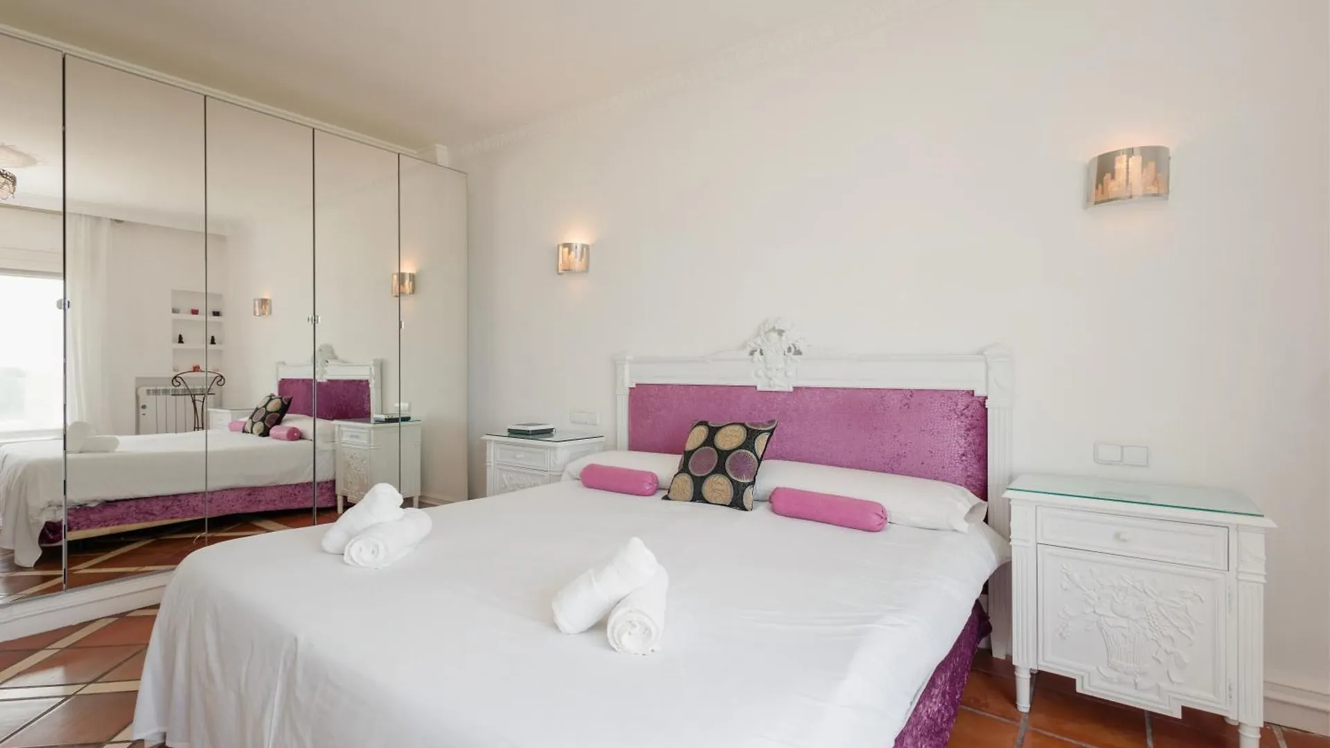 Holiday Home, With Direct Access To The Beach, Sea Views And South Facing, In Puerto Banus Marbella